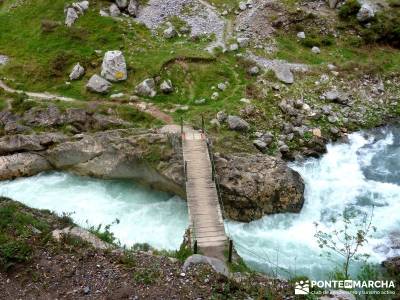 Ruta del Cares - Garganta Divina - Parque Nacional de los Picos de Europa;club de montaña